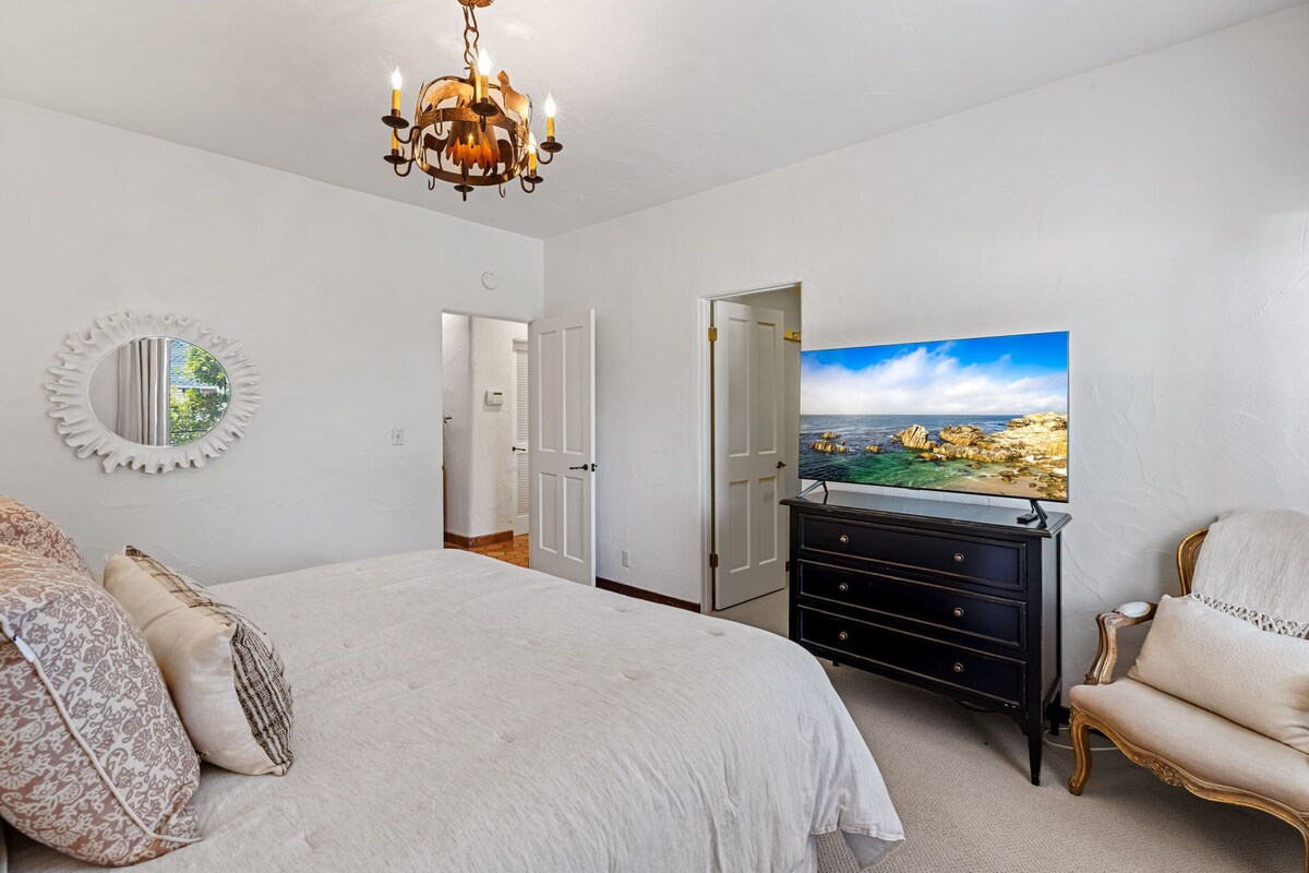 Photo 30 of 3263 Villa by the Sea ~ Newly Remodeled, Bay View