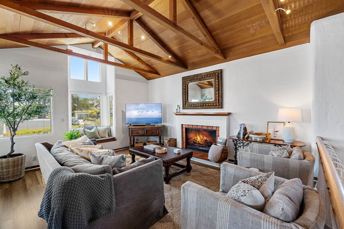Photo 2 of 3263 Villa by the Sea ~ Newly Remodeled, Bay View
