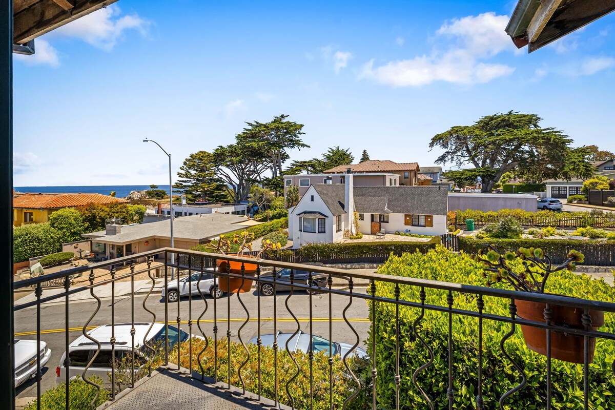 Photo 22 of 3263 Villa by the Sea ~ Newly Remodeled, Bay View