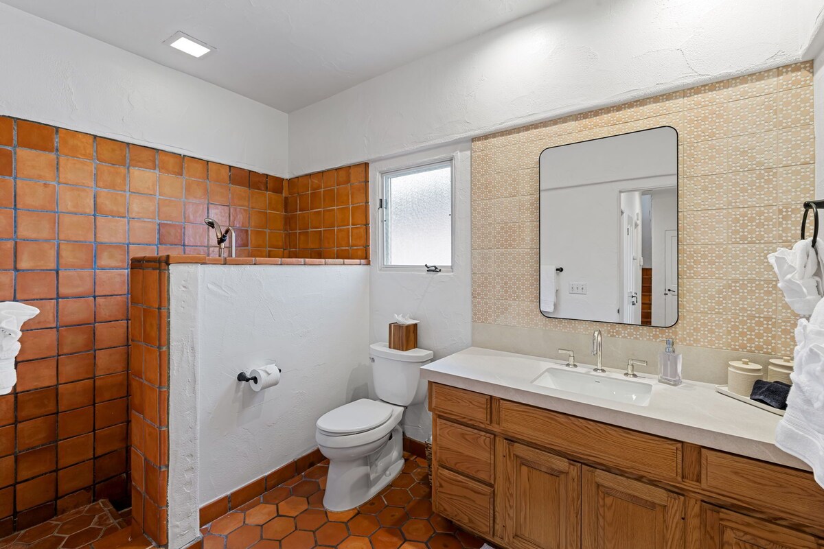Photo 33 of 3263 Villa by the Sea ~ Newly Remodeled, Bay View