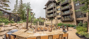 Arrowleaf Ski-In/Ski-Out Deer Valley Condo – Hot Tub Access, Ski Lockers, Free On-Call Shuttle