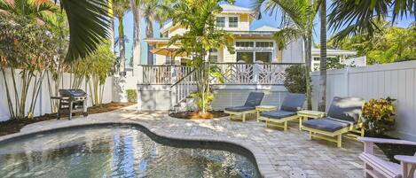 屋外プール、温水プール