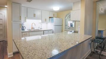Fridge, microwave, dishwasher, coffee/tea maker