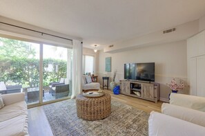 Smart TV, DVD player