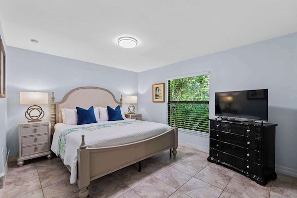 Master Bedroom with King Bed and Flat Screen TV