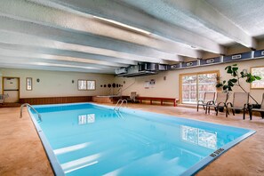室內泳池、暖水池