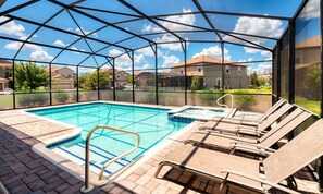 A heated pool - Open Home with Pool in Champions Gate (Davenport)
