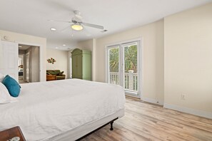 3 chambres, fer et planche à repasser, accès au Wi-Fi (inclus)