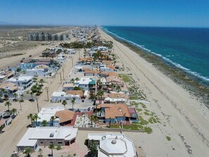 En la playa