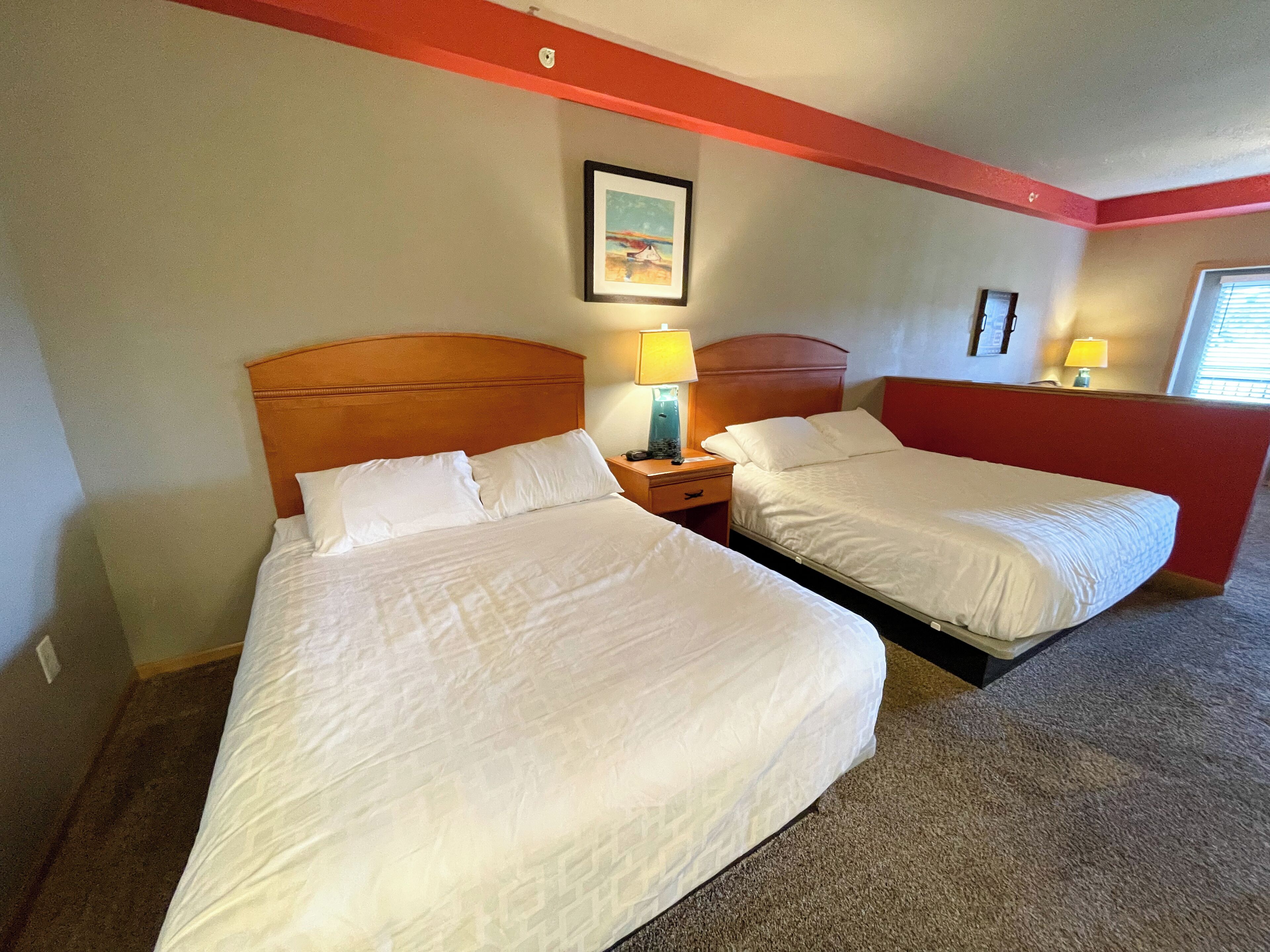 1 slaapkamer, een strijkplank/strijkijzer, gratis wifi, beddengoed
