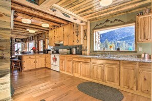 Fridge, microwave, stovetop, coffee/tea maker - 'Sasquatch Inn' Retreat Near Fishing & Hunting! (Wise River)