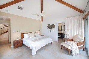 4 bedrooms, in-room safe, iron/ironing board, WiFi