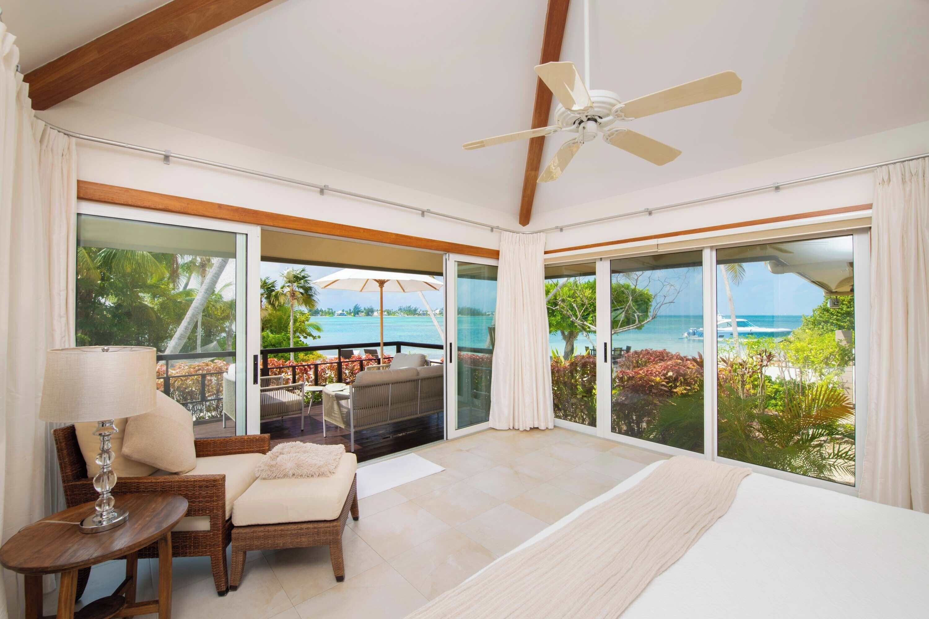 4 bedrooms, in-room safe, iron/ironing board, WiFi