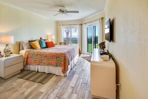 2 bedrooms, iron/ironing board, free WiFi, bed sheets - Land's End 204 building 8 Complete Remodel, Beach Front, Amazing Views! (Treasure Island)