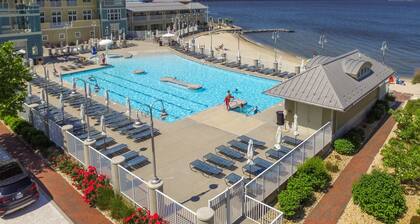 Spacious townhouse in a beautiful gated community located on the bayside at 67th Street