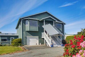 Exterior - Charming Sequim House w/ Olympic Peninsula Views! (Sequim)