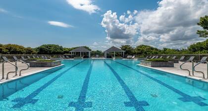 C7460 Pfoten und Reflektieren. GROSSE RABATTE! Privater Pool, Whirlpool! NEUER TEPPICH