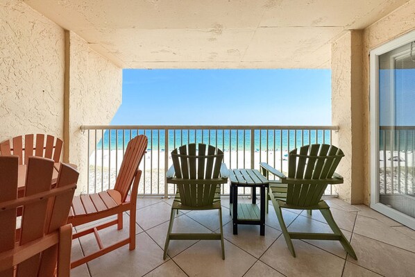 Property grounds - Driftwood Towers 5F ~ Great Rates, Outdoor Pool + $400 in FREE Activities Daily ~ Zoo/Parasailing + (Gulf Shores)