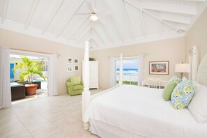 5 bedrooms, desk, WiFi, bed sheets