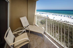 Property grounds - SL 303: Seaside Chic - Live the Dream in Your Oceanfront Paradise Condo (Fort Walton Beach)