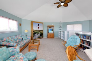 TV, DVD player - Unique & spacious w/ Gulf views throughout, easy walk to beach ~ DeLight House (Indian Pass)
