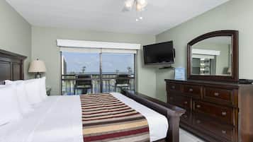 2 Schlafzimmer, BĂŒgeleisen/BĂŒgelbrett, Internetzugang, BettwĂ€sche