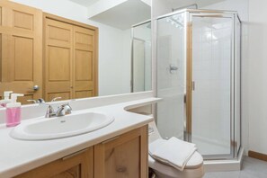 Shower, hair dryer, shampoo