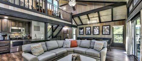 TV, lareira, DVD player