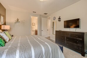 6 Schlafzimmer, Bügeleisen/Bügelbrett, WLAN, Bettwäsche
