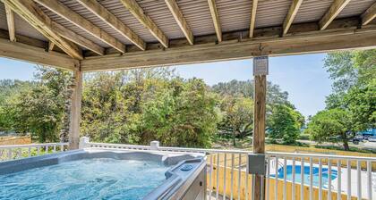 D4001 kuulostaa hyvältä! UUSI Sisustus, Liinavaatteet, Keyless Entry, HOT TUB!