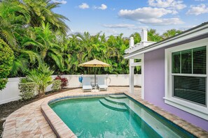 Ulkouima-allas, lämmitetty uima-allas