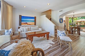 Smart TV, DVD player