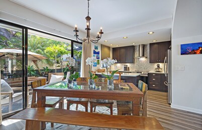 Awesome Beach - Elegant Villa - Tropical Oasis