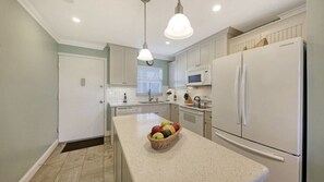 Fridge, microwave, oven, stovetop - Condo #311 Extraordinary Siesta Key Beach View at La Siesta- fully renovated! (Sarasota)