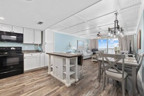 Interior - OCEANFRONT 2 Bedroom Unit WE1211 (Murrells Inlet)