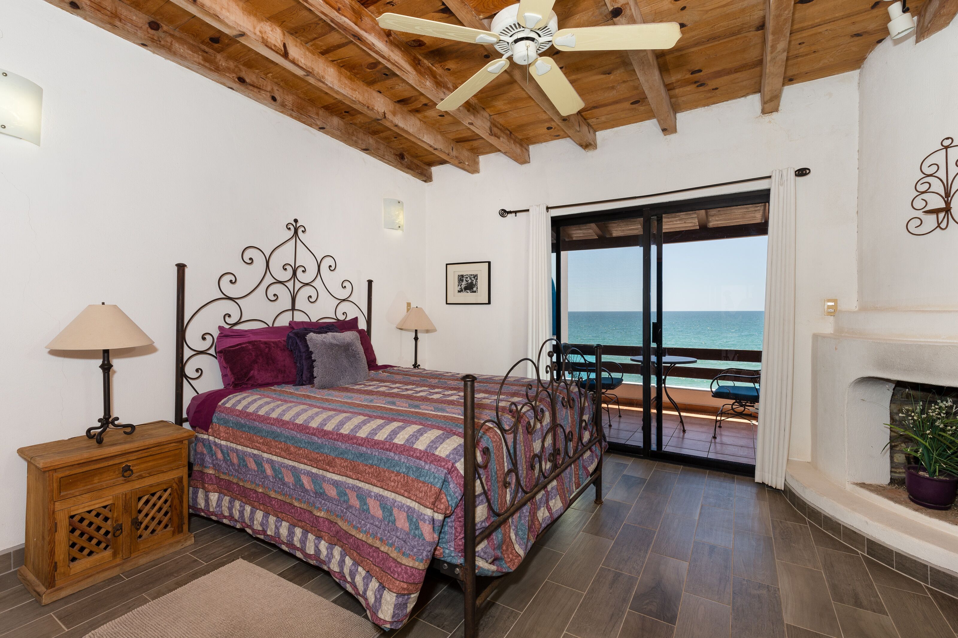 2 bedrooms, internet, bed sheets