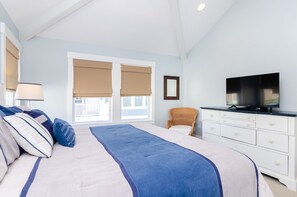 5 habitaciones, escritorio, tabla de planchar con plancha y wifi 