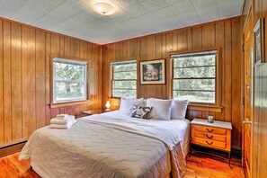 5 quartos, acesso à internet, roupa de cama