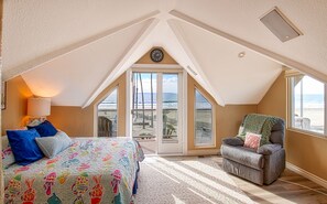 6 bedrooms, iron/ironing board, free WiFi, bed sheets