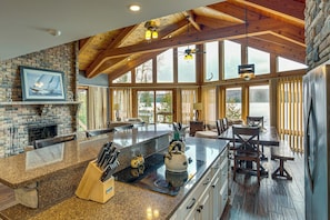 Fridge, microwave, dishwasher, coffee/tea maker - Sauna & Pool Table: Family Home on Lake Chicagon (Iron River)