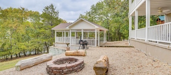 Waterfront Beaver Lake House w/ Deck & Fire Pit!