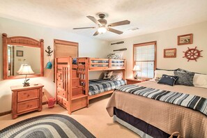 2 habitaciones, tabla de planchar con plancha, cuna de viaje y wifi 