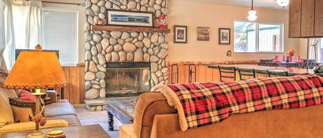 TV, fireplace, DVD player, music library