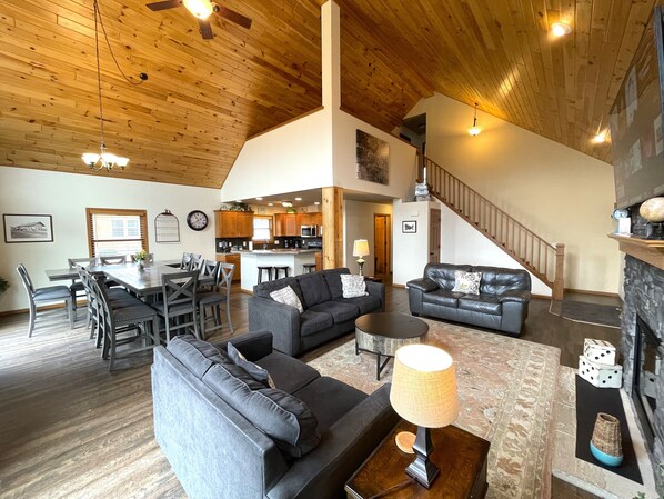 Téléviseur connecté, foyer