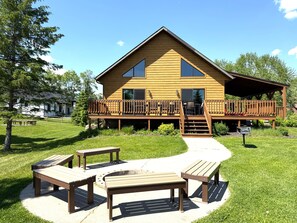 Terrace/patio - Bennett Chalet @ Spring Brook Resort (Wisconsin Dells)