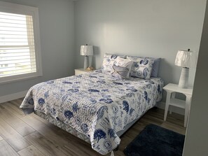 2 bedrooms, free WiFi, bed sheets - Ocean view! No drive Beach in New Smyrna Beach! (New Smyrna Beach)