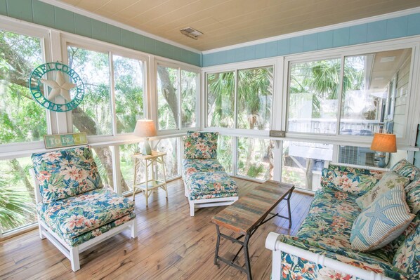 Nicht klassifiziertes Bild, 1 von 49, Schaltfläche