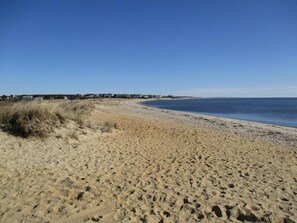 Una playa cerca