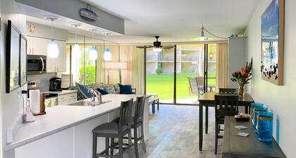 Maui Sunset Resort A102 - Aloha Mai, Remodel, Ground floor, 1BR/2BA, Sleeps 5, AC, Wifi, Pool!