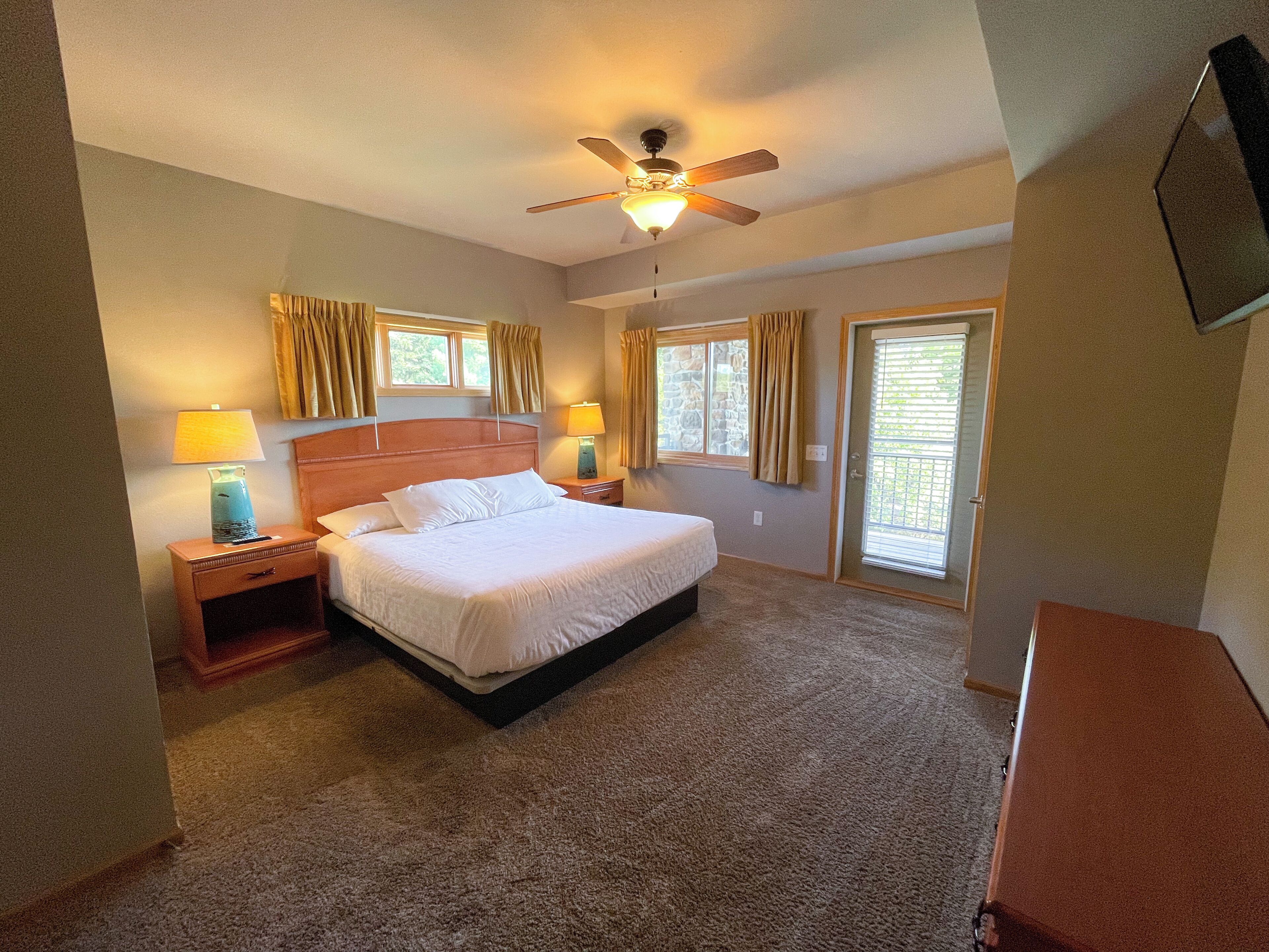 3 habitaciones, tabla de planchar con plancha y wifi gratis 